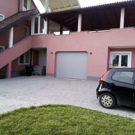 Studio Apartman Zagreb Horvati Rakov Potok Buitenkant foto