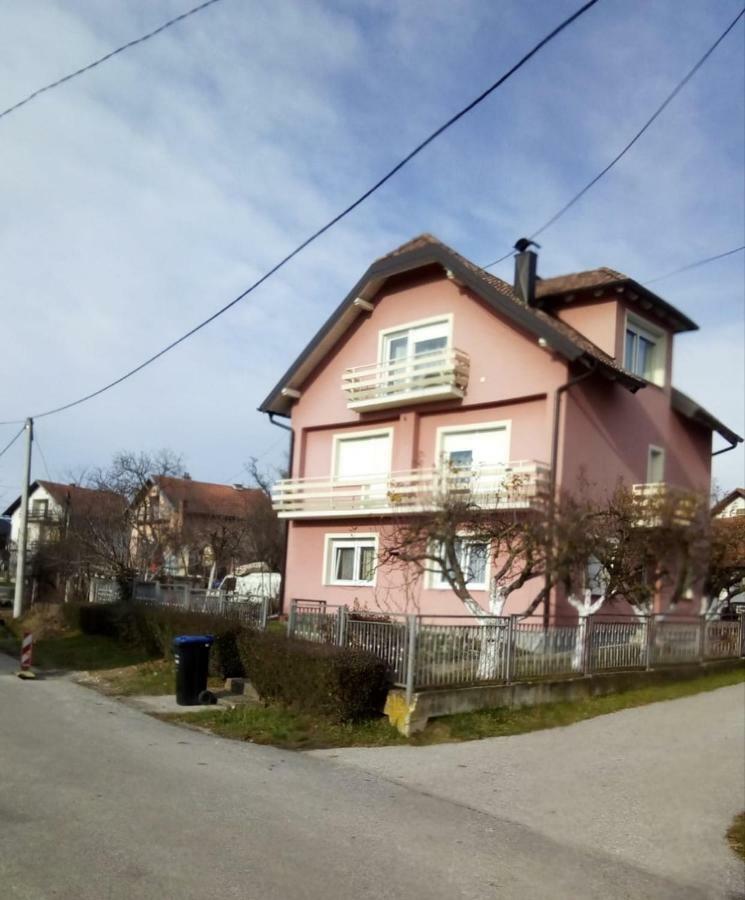 Studio Apartman Zagreb Horvati Rakov Potok Buitenkant foto